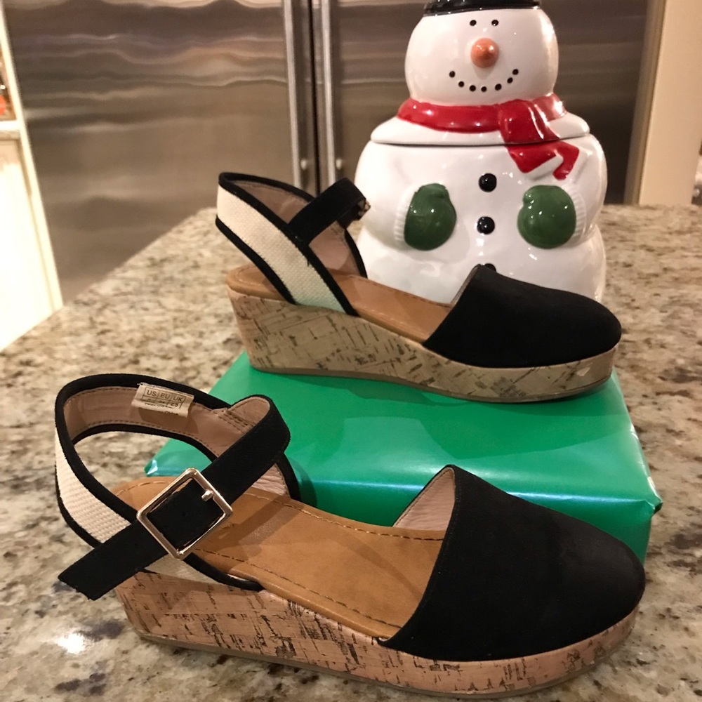 Size 3 little girl wedges shoes